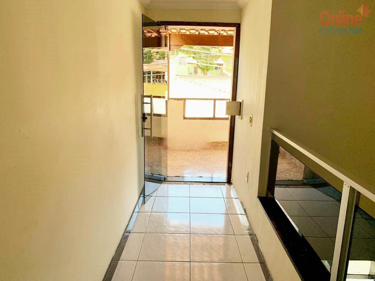 Casa à venda com 4 quartos, 180m² - Foto 12