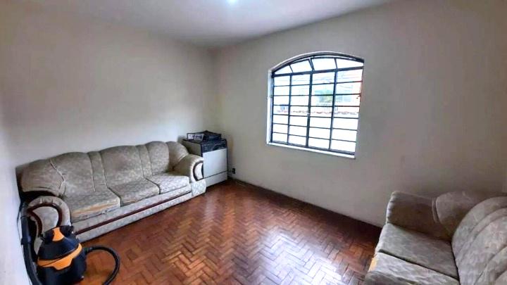 Casa à venda com 4 quartos, 216m² - Foto 18